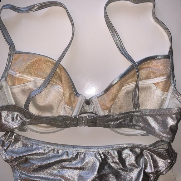 NWT Metallic Silver Underwire Style Bikini Set! - Picture 6 of 6